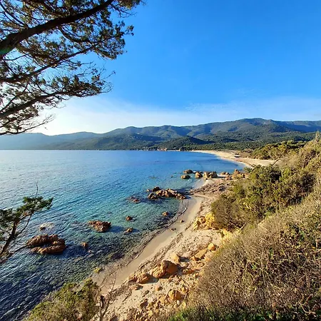 78 Alba Rossa Piscine Chauffee Et De Cupabia Feriehus Serra-di-Ferro (Corsica)