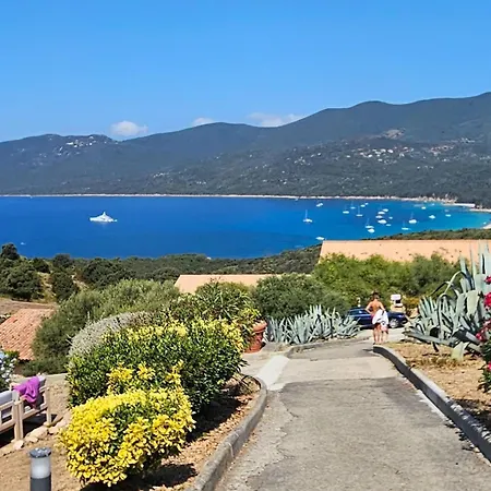 78 Alba Rossa Piscine Chauffee Et De Cupabia Dom wakacyjny *