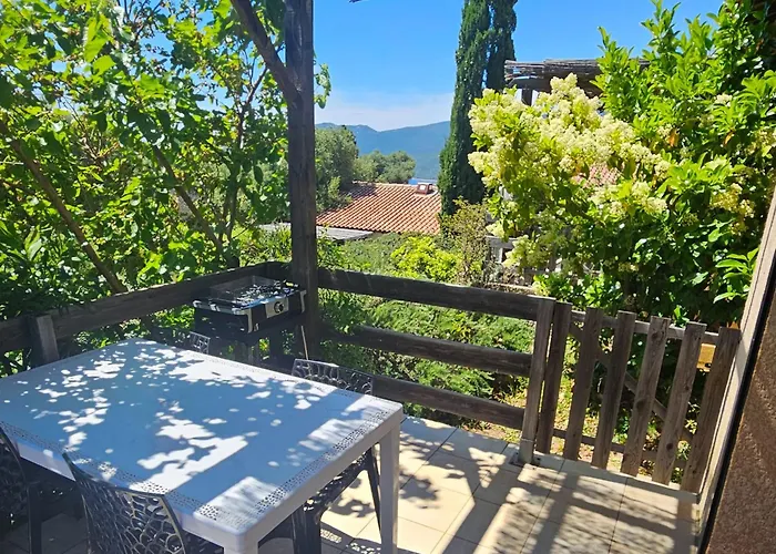 78 Alba Rossa Piscine Chauffee Et De Cupabia * Serra-di-Ferro (Corsica)